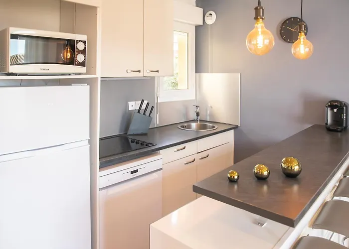 Arts By Coeur De Loup Apartment